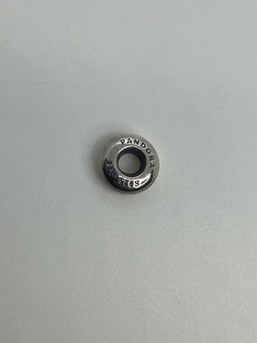 Pandora 925 Sterling Classic Shine Tiny Stopper Open Bangle Charm
